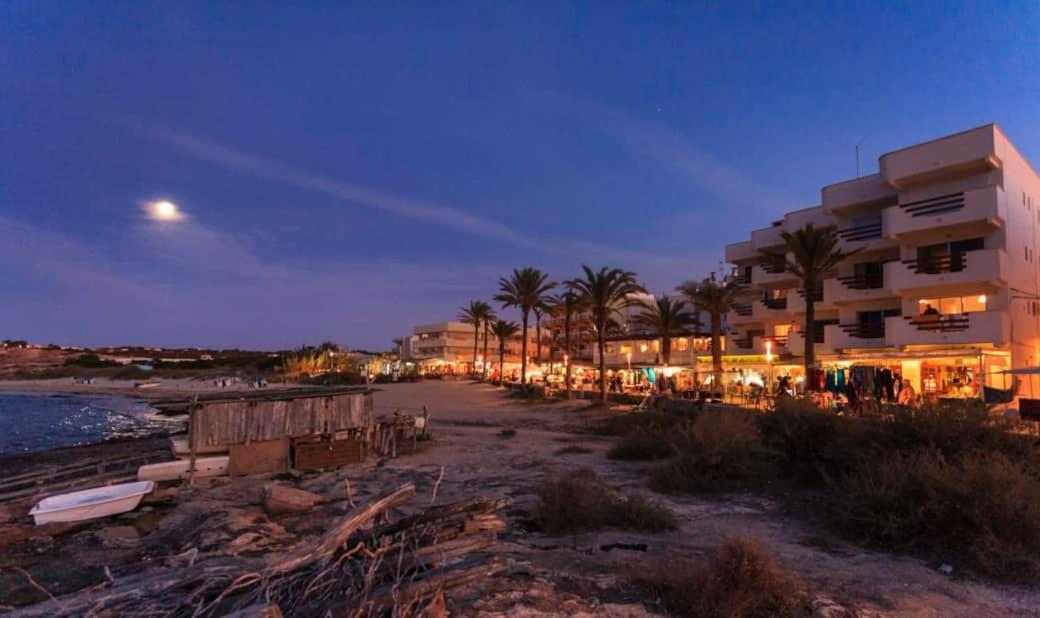 Apartamento Sa Varadero 2D Vista Mare Laterale Apartment Es Pujols Bagian luar foto